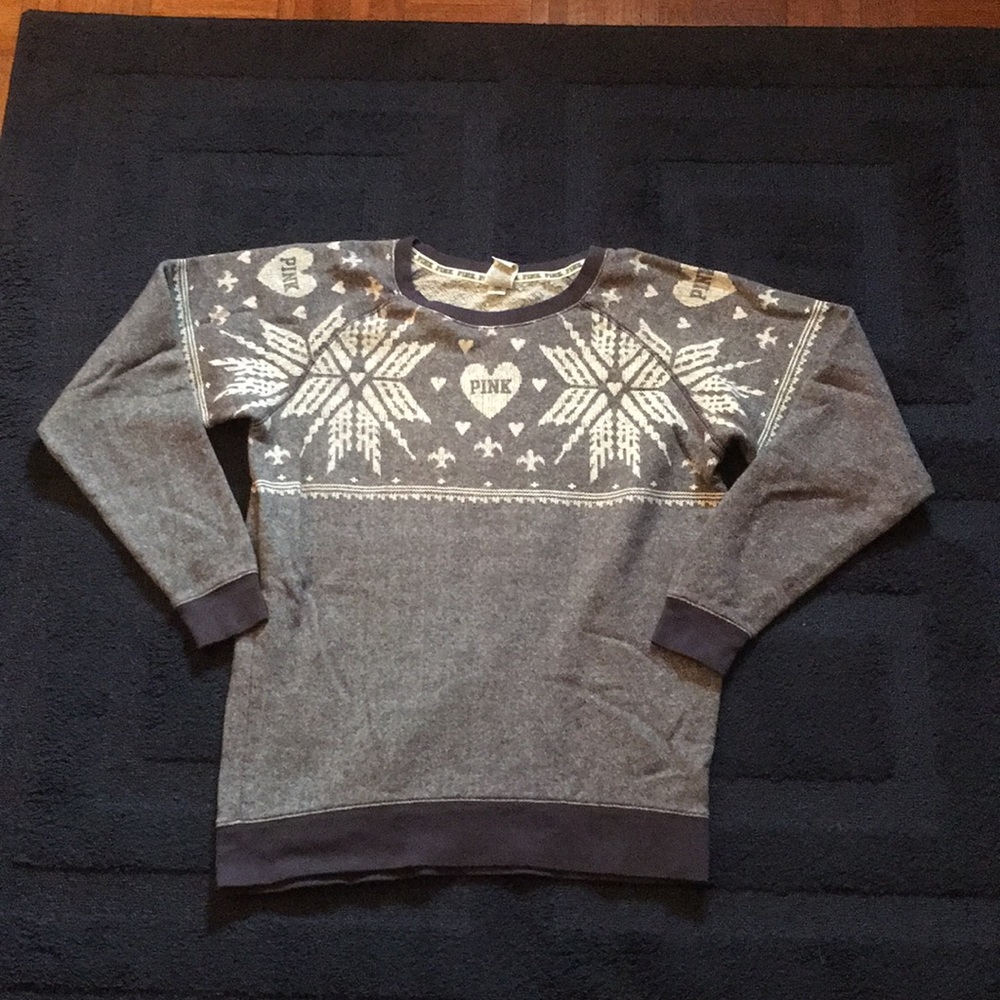 ❌SOLD❌PRICE IS FIRM! VSPINK holiday sweater